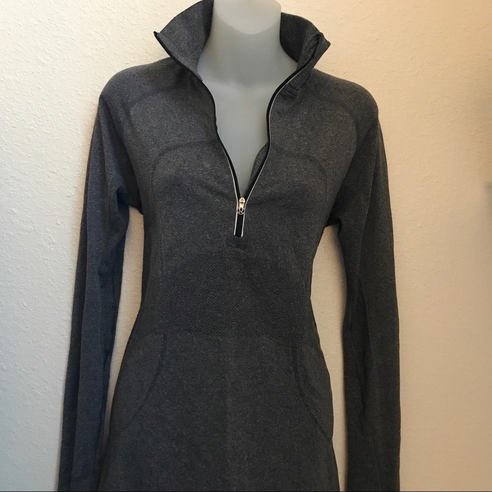 Lululemon Charcoal Grey Pullover!